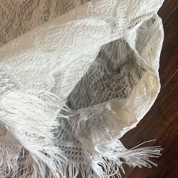 VS Coverup - Picture 4 of 7